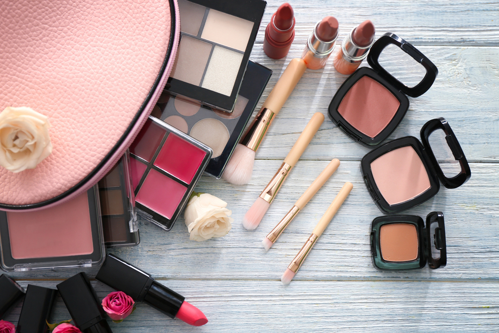 Summer Makeup Tips for a Fresh and Flawless Look