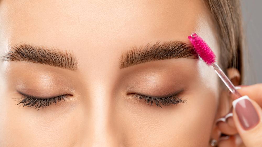 Fall Lash & Brow Tint Services for an Effortless Look